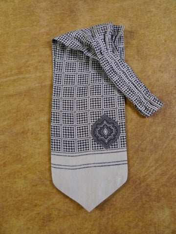1950s 1960s Grey / Black Pattern Rayon Cravat